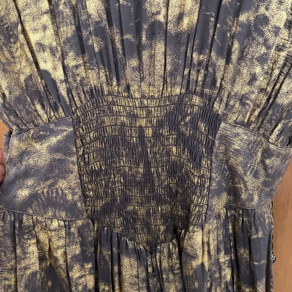 Gilded Emerald Dress in Silver - Picture 5 of 6